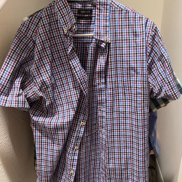 Van Heusen Checkered Dress Shirt | Short Sleeve | 15/15.5 Medium - Picture 1 of 2